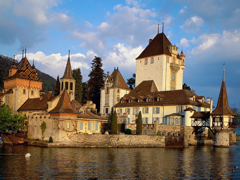Oberhofen Castle, Lake Thun, Switzerland